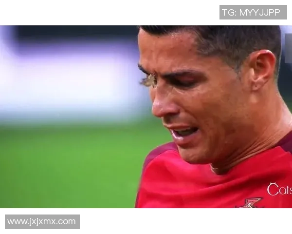 足球星蝴蝶的传奇故事与绿茵场上闪耀的非凡人生轨迹 足球星蝴蝶的传奇故事与绿茵场上闪耀的非凡人生轨迹