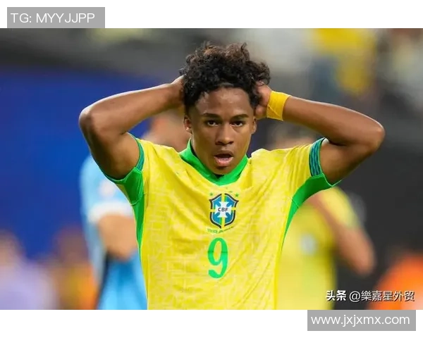 2025年世界足球最顶级球星排名前十：超越传奇的球场巨星解析