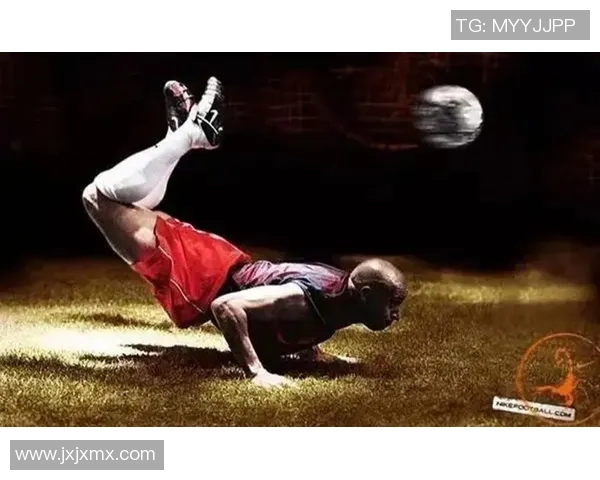 耐克铁笼足球明星球员展现实力与激情引领街头足球新风潮 耐克铁笼足球明星球员展现实力与激情引领街头足球新风潮